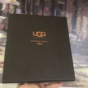 UGG - Sheepskin care kit